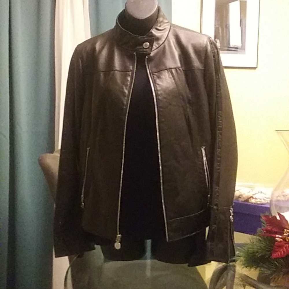 NWOT, Karl Lagerfeld black leather jacket Sz.M